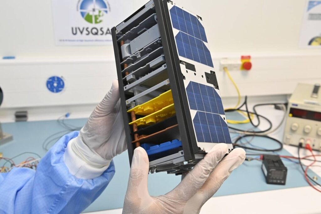 Weltraum: Satelliten kreisen bis zu 35.800 km über unseren Köpfen